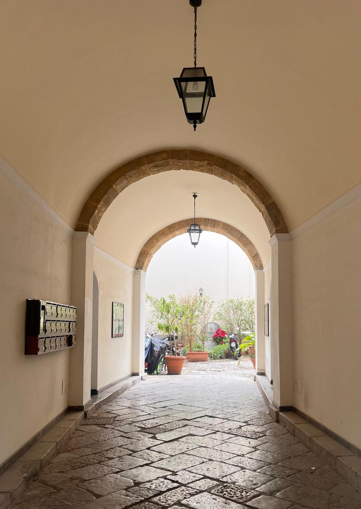 Bed and Breakfast Palazzo Delle Logge Палермо Номер фото